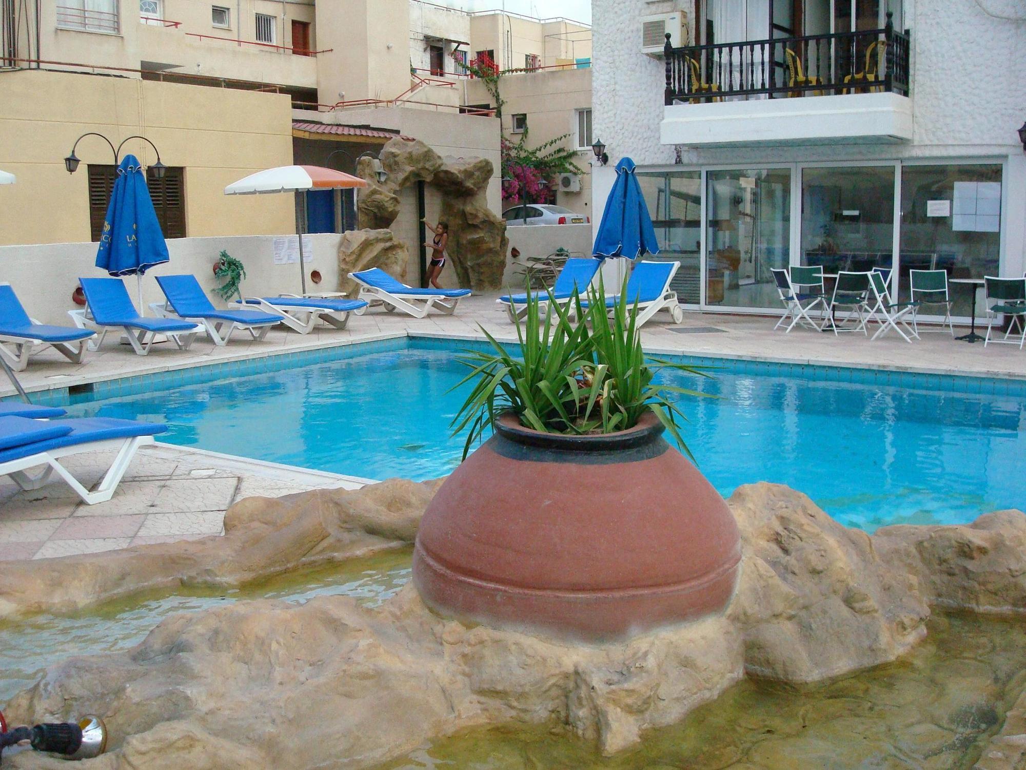 Hotel Best Western Plus Larco Larnaca Esterno foto
