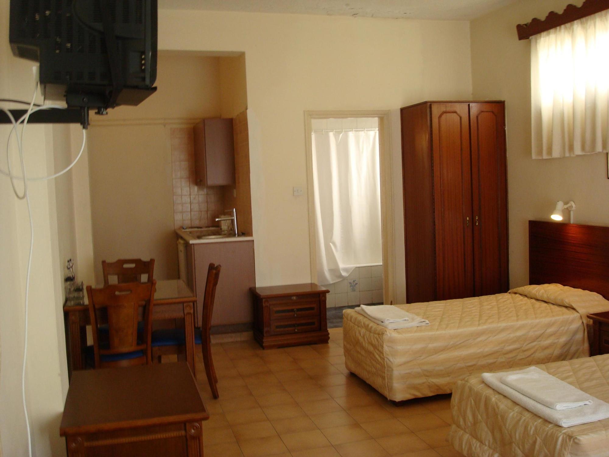 Hotel Best Western Plus Larco Larnaca Esterno foto
