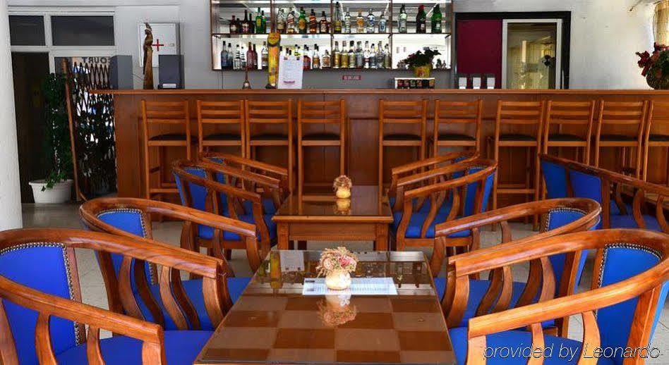 Hotel Best Western Plus Larco Larnaca Esterno foto