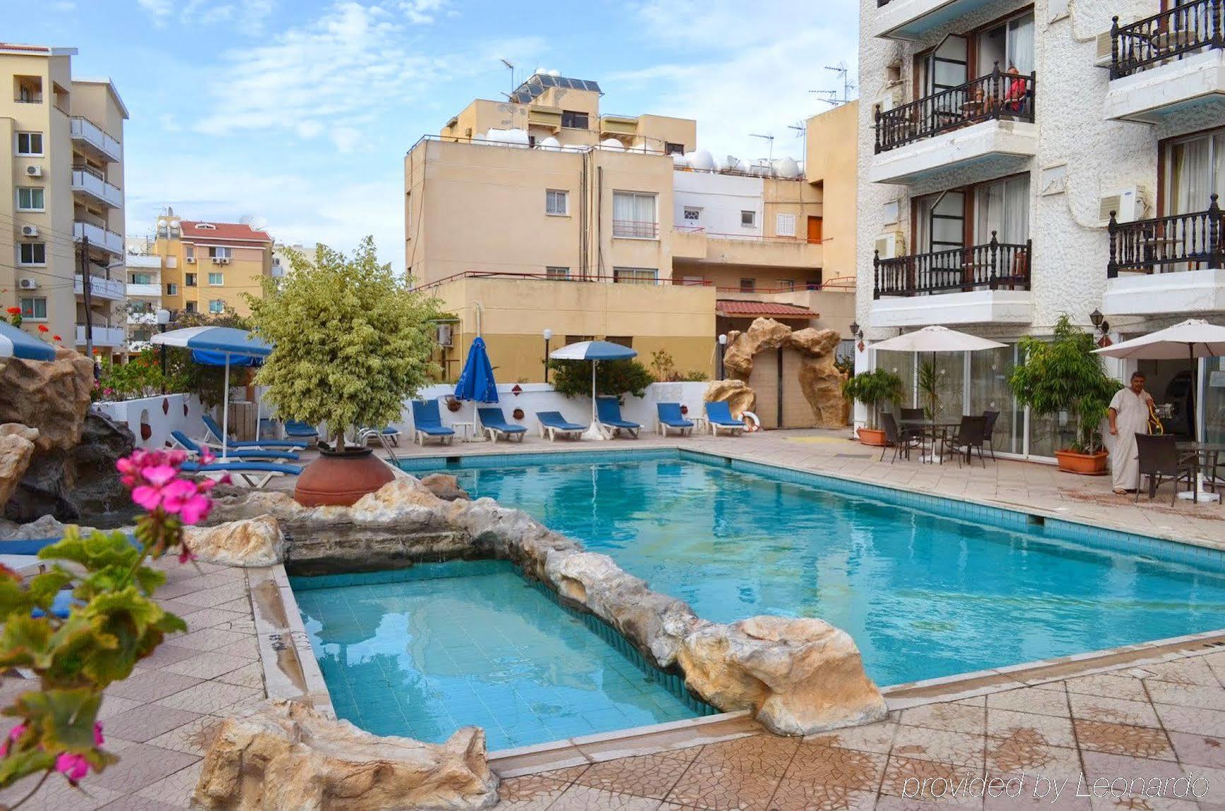 Hotel Best Western Plus Larco Larnaca Esterno foto
