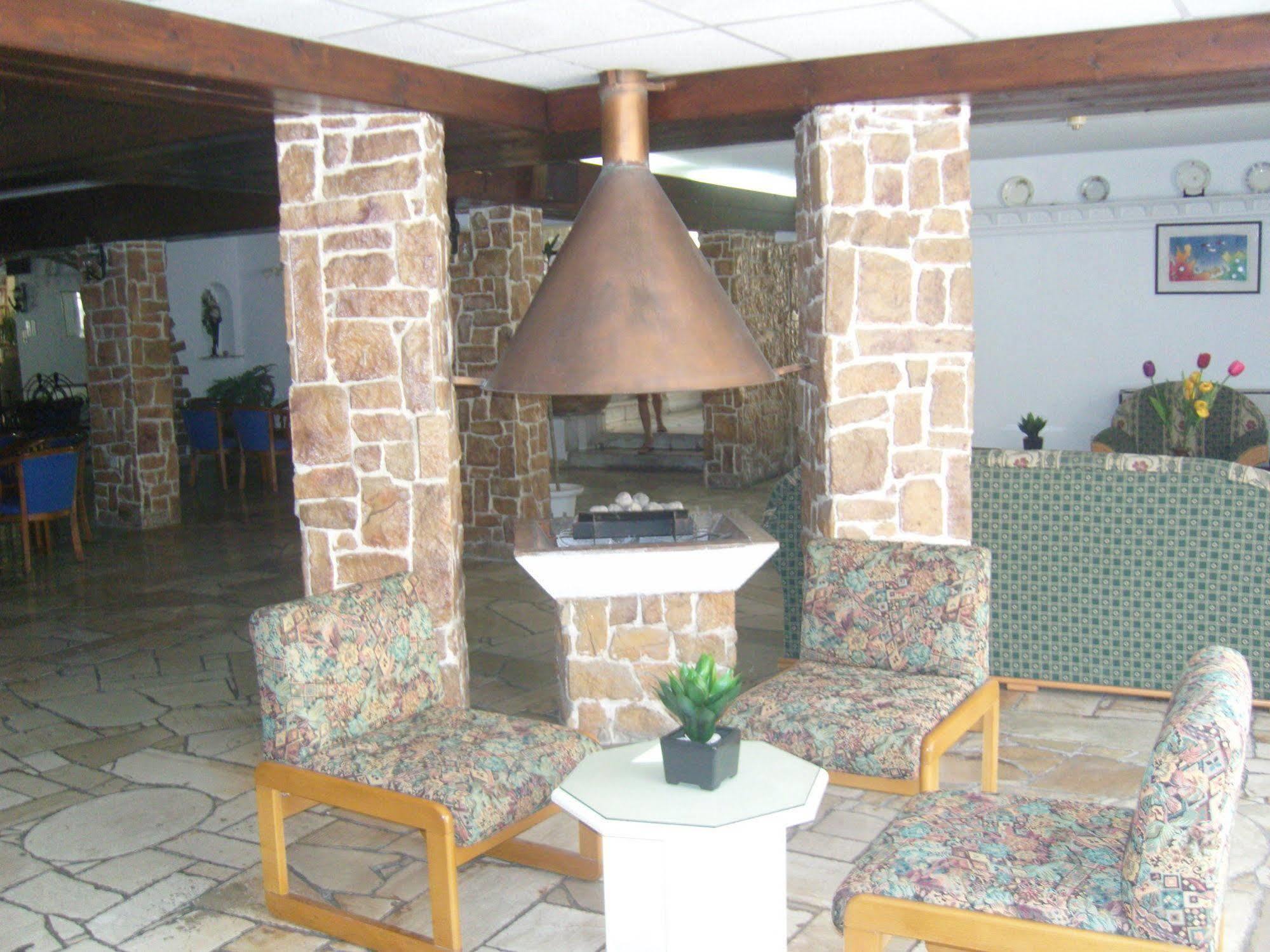 Hotel Best Western Plus Larco Larnaca Esterno foto