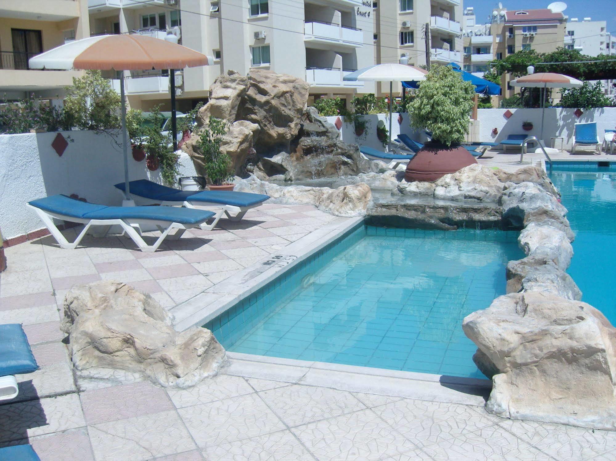 Hotel Best Western Plus Larco Larnaca Esterno foto
